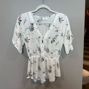 Sienna Sky Floral Peplum Blouse Small